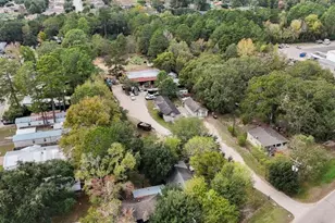 1418 S 7th St, Conroe, TX 77301 - Photo 35