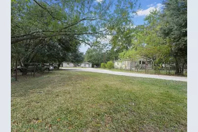 1418 S 7th Street, Conroe, TX 77301 - Photo 5