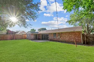 4319 Tiffany Dr, Houston, TX 77045 - Photo 13