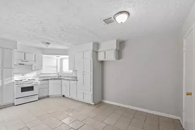 4319 Tiffany Drive, Houston, TX 77045 - Photo 3
