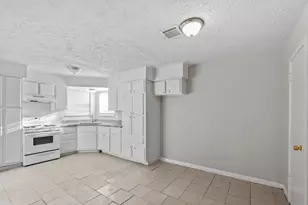 4319 Tiffany Dr, Houston, TX 77045 - Photo 3