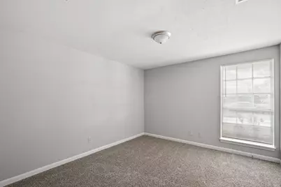 4319 Tiffany Drive, Houston, TX 77045 - Photo 9