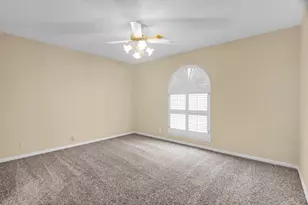 611 N Hickory St, Tomball, TX 77375 - Photo 19
