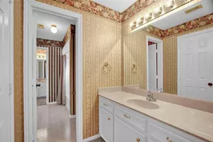 611 N Hickory St, Tomball, TX 77375 - Photo 21
