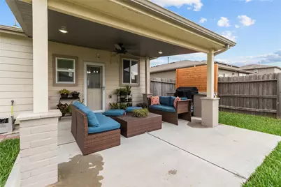 10821 Forbes Brook Drive, Houston, TX 77075 - Photo 17