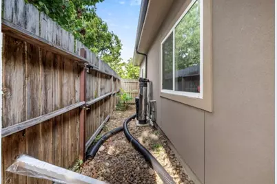 2526 Perez Road, Pasadena, TX 77502 - Photo 23
