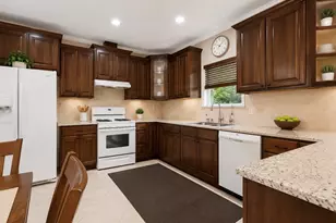 2526 Perez Rd, Pasadena, TX 77502 - Photo 9