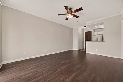 4515 Briar Hollow Place #309, Houston, TX 77027 - Photo 7