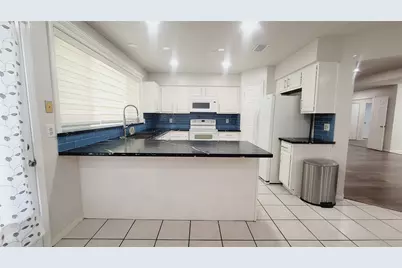 16002 Maple Acres Court, Houston, TX 77095 - Photo 5