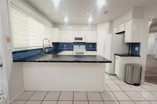 16002 Maple Acres Ct, Houston, TX 77095 - Photo 5