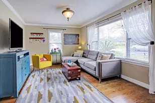 1010 Bay Oaks Rd, Houston, TX 77008 - Photo 3