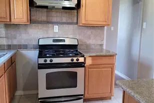 500 Bluebonnet, La Marque, TX 77568 - Photo 9