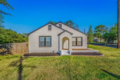 201 N Coulter Drive, Bryan, TX 77803 - Photo 1