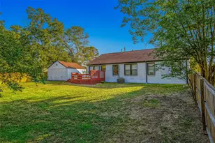 201 N Coulter Dr, Bryan, TX 77803 - Photo 25