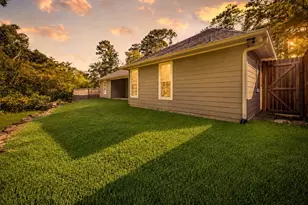 1 Hanover Ln, Panorama Village, TX 77304 - Photo 5