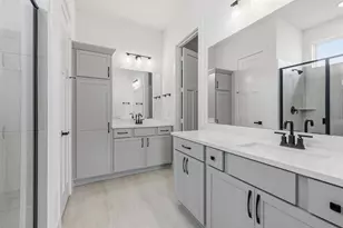 19811 Daisy Rdg Dr, Cypress, TX 77433 - Photo 11