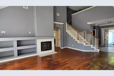 131 Annes Way, Stafford, TX 77477 - Photo 9