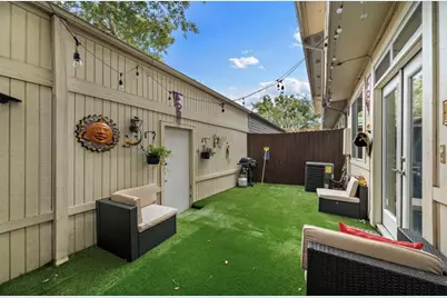 15167 Kimberley Court #41, Houston, TX 77079 - Photo 9