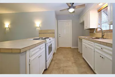 2806 Bluebonnet Street, Kemah, TX 77565 - Photo 7