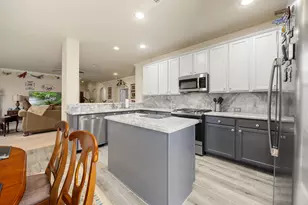 6315 Thornton Dr, Missouri City, TX 77459 - Photo 9