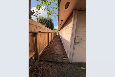 6905 Greenyard Drive, Houston, TX 77086 - Photo 37