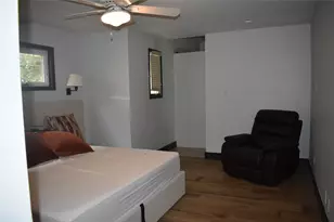 4521 Maple St, Bellaire, TX 77401 - Photo 9