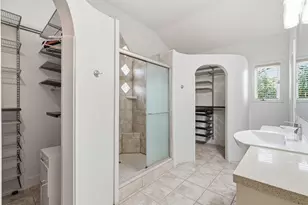 4521 Maple St, Bellaire, TX 77401 - Photo 13