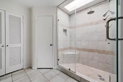 2002 Courtney Lane Drive, Houston, TX 77042 - Photo 25