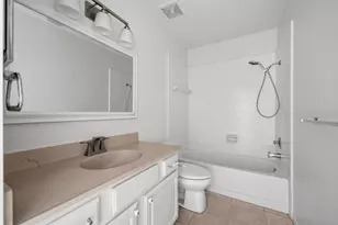 2002 Courtney Ln Dr, Houston, TX 77042 - Photo 27