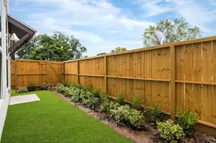 7504 Carver Rd, Houston, TX 77088 - Photo 23