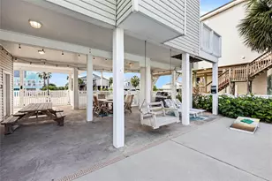 13663 Mutiny Ln, Galveston, TX 77554 - Photo 29