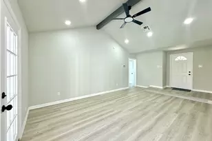 1710 Beaver Bend Rd, Houston, TX 77088 - Photo 7