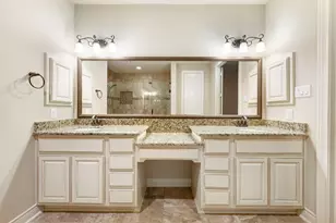 9022 Centennial Dr, Conroe, TX 77384 - Photo 15