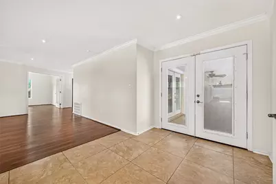 11310 Gaymoor Drive, Houston, TX 77035 - Photo 21