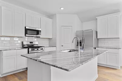 1410 Angelfish, Rosharon, TX 77583 - Photo 3