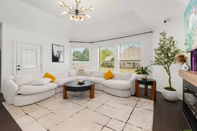 14910 Lake Woodbridge Court, Sugar Land, TX 77498 - Photo 9