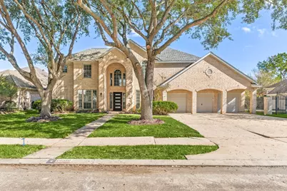 14910 Lake Woodbridge Court, Sugar Land, TX 77498 - Photo 3