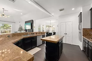14910 Lake Woodbridge Ct, Sugar Land, TX 77498 - Photo 15