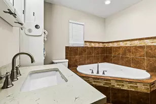 300 Hidden Oaks Dr, Point Blank, TX 77364 - Photo 11