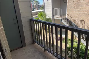 3220 69th St, Galveston, TX 77551 - Photo 7