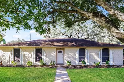 16738 Barcelona Drive, Friendswood, TX 77546 - Photo 1