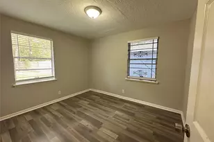 9505 Everglade Dr, Houston, TX 77078 - Photo 9