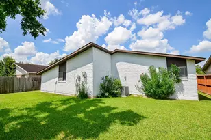 7307 Addicks Clodine Rd, Houston, TX 77083 - Photo 31