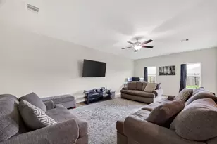 15311 Crescent Brookfield Dr, Humble, TX 77396 - Photo 7