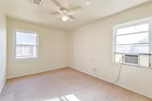 6343 Clemson St, Houston, TX 77092 - Photo 5