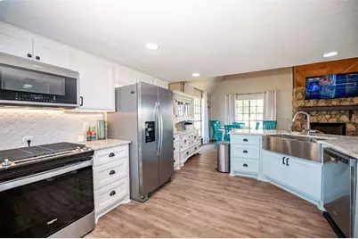 1981 County Road 291, Sargent, TX 77414 - Photo 9