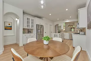 27 Medley Ln, The Woodlands, TX 77382 - Photo 1