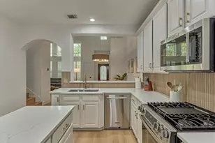 27 Medley Ln, The Woodlands, TX 77382 - Photo 9