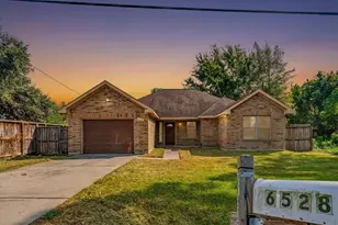 6528 Utah St, Houston, TX 77091 - Photo 1
