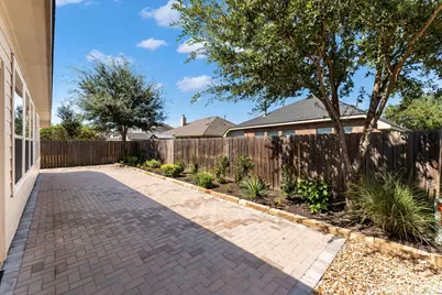 9410 Brackenton Crest Drive, Spring, TX 77379 - Photo 25